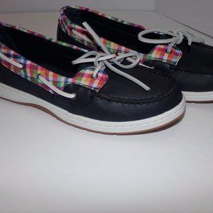 WOMENS FALLS CREEK BOAT SHOES SIZE 10 NEW WITH OUT TAGS MEMORY FOAM SO COMFY